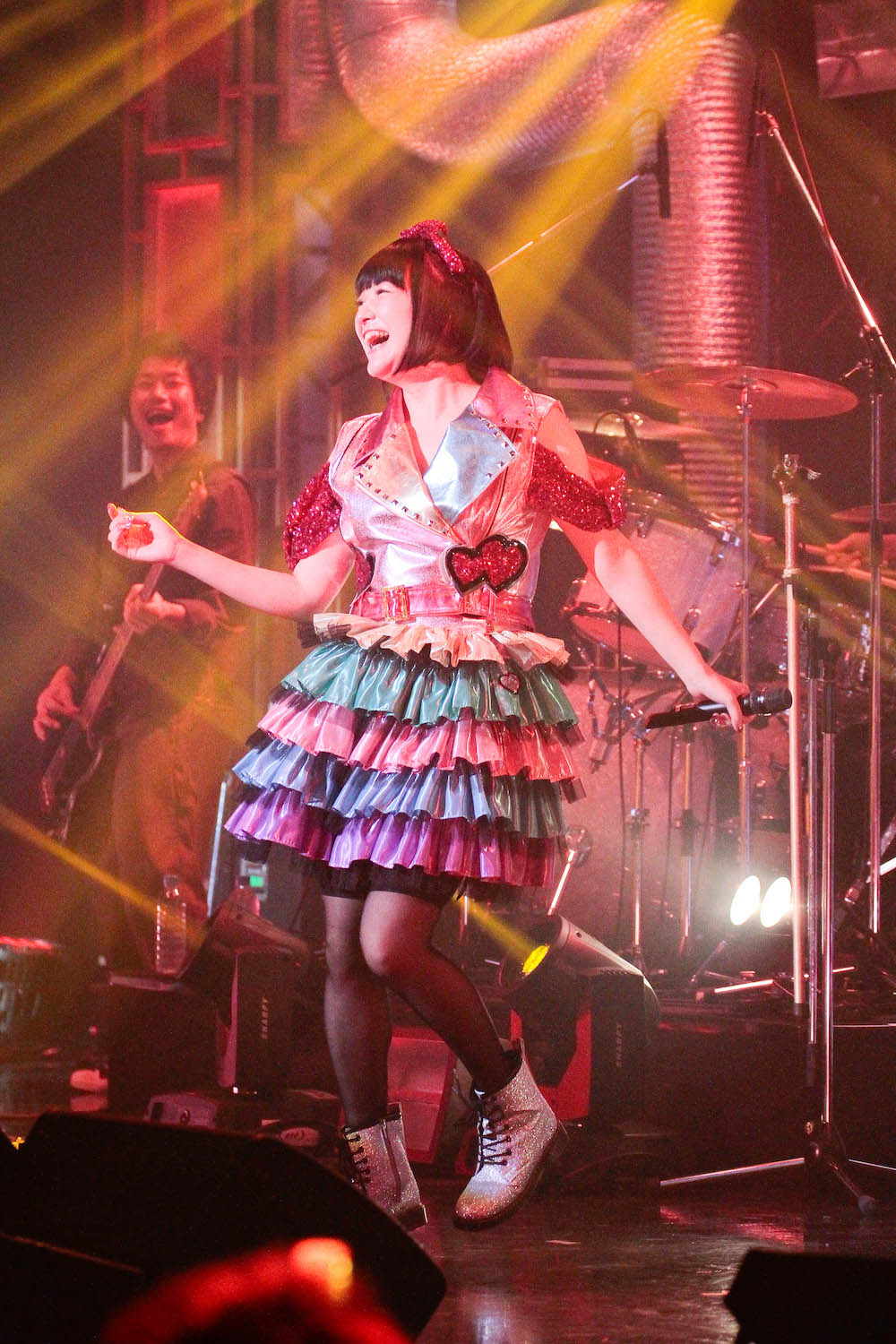 Amazon.co.jp: 新谷良子 SUMMER LIVE TOUR“はっぴぃ・はっぴぃ