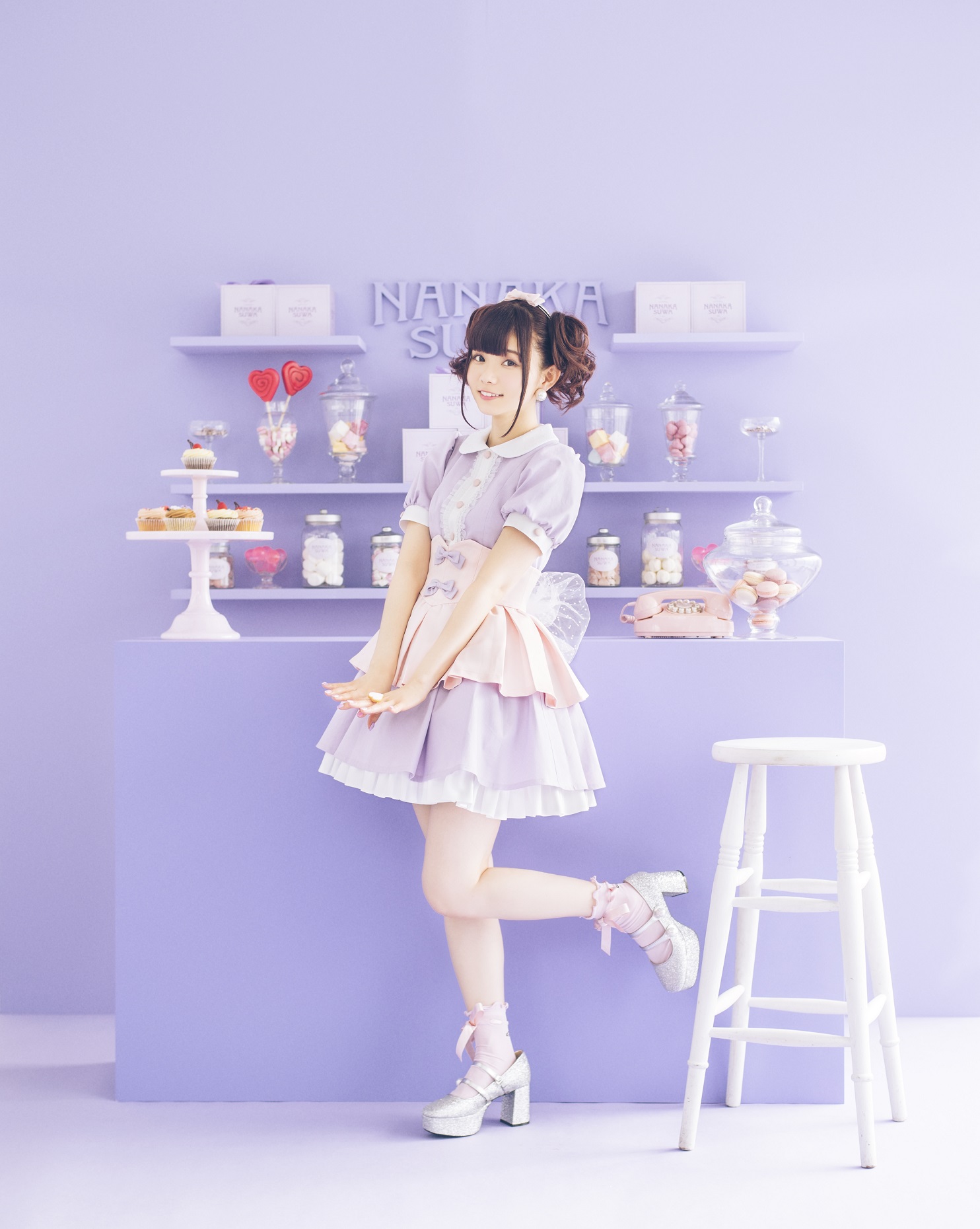 諏訪ななか So Sweet Dolce サイン入ポスター Amazon.co.jp: 諏訪ななか So Sweet Dolce 告知ポスター B